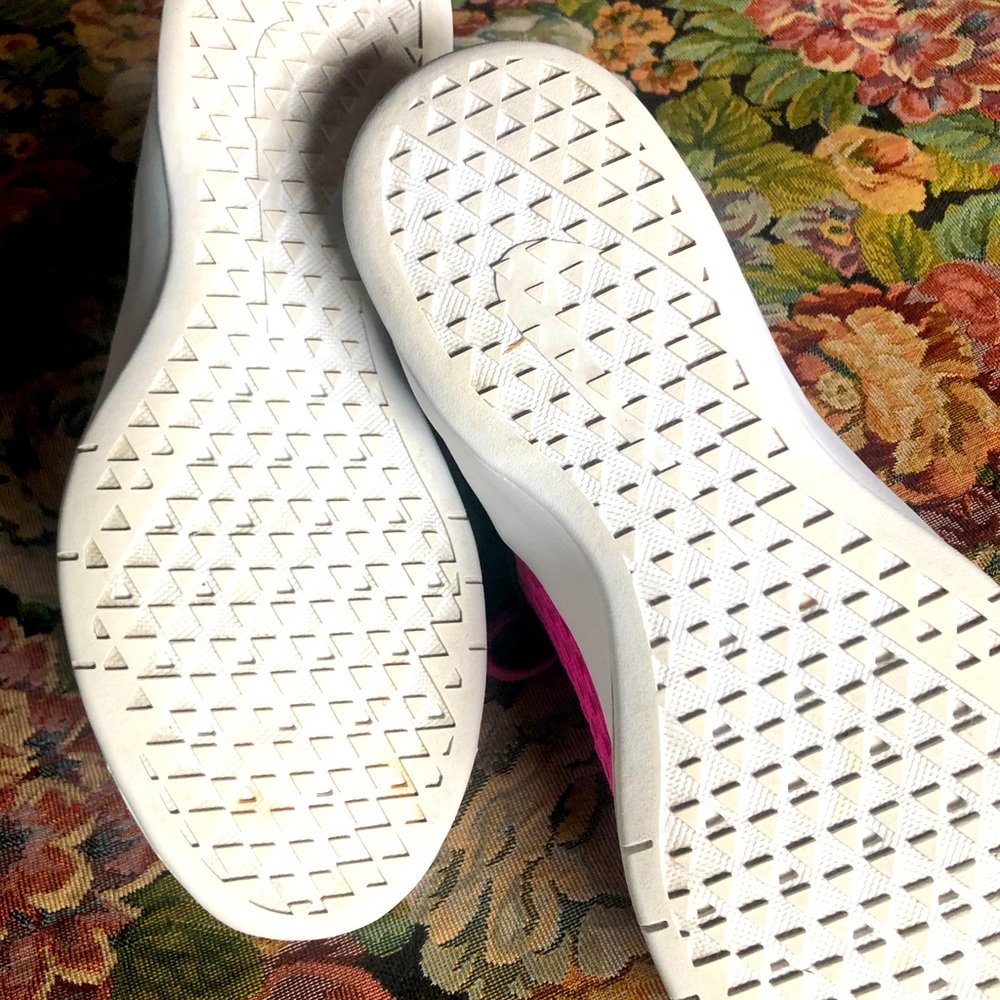 NIKE AIR MAX BELLA shoes - Picture 4 of 7